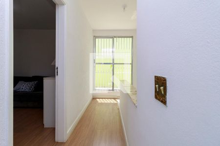 Casa à venda com 180m², 3 quartos e 2 vagas Casa à venda com 180m², 3 quartos e 2 vagasCorredor