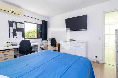 Casa à venda com 180m², 3 quartos e 2 vagas Casa à venda com 180m², 3 quartos e 2 vagasQuarto 1