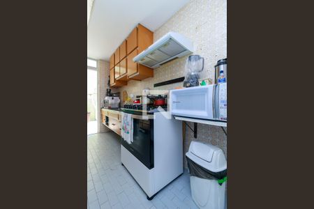 Casa à venda com 180m², 3 quartos e 2 vagas Casa à venda com 180m², 3 quartos e 2 vagasCozinha