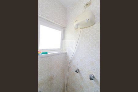 Casa à venda com 180m², 3 quartos e 2 vagas Casa à venda com 180m², 3 quartos e 2 vagasBanheiro