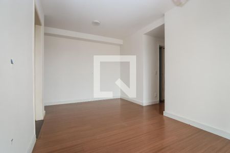 Sala de apartamento para alugar com 3 quartos, 73m² em Jardim Wanda, Taboão da Serra