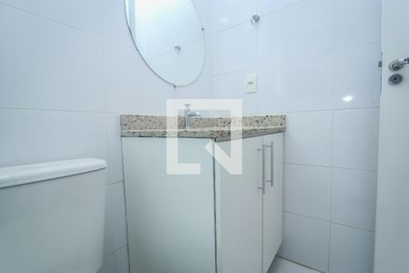 Apartamento para alugar com 73m², 3 quartos e 1 vaga Apartamento para alugar com 73m², 3 quartos e 1 vagaBanheiro da Suite