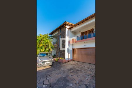 Casa à venda com 600m², 5 quartos e 2 vagas Casa à venda com 600m², 5 quartos e 2 vagasÁrea comum