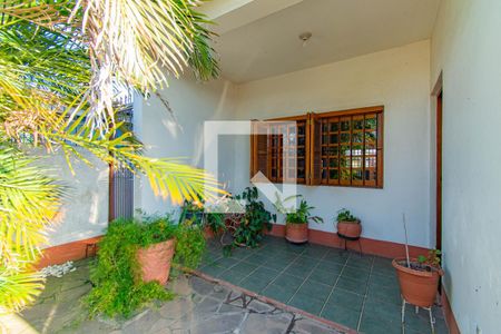 Casa à venda com 600m², 5 quartos e 2 vagas Casa à venda com 600m², 5 quartos e 2 vagasÁrea comum