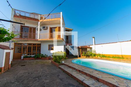 Casa à venda com 600m², 5 quartos e 2 vagas Casa à venda com 600m², 5 quartos e 2 vagasÁrea comum