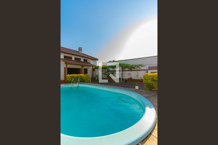 Casa à venda com 600m², 5 quartos e 2 vagas Casa à venda com 600m², 5 quartos e 2 vagasÁrea comum