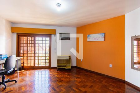 Casa à venda com 600m², 5 quartos e 2 vagas Casa à venda com 600m², 5 quartos e 2 vagasQuarto 4