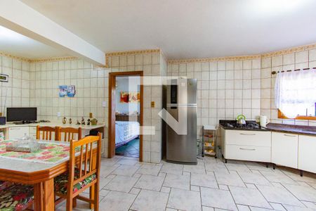 Casa à venda com 600m², 5 quartos e 2 vagas Casa à venda com 600m², 5 quartos e 2 vagasCozinha