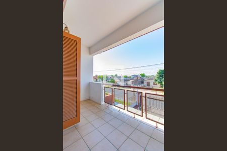 Casa à venda com 600m², 5 quartos e 2 vagas Casa à venda com 600m², 5 quartos e 2 vagasVaranda - Quarto