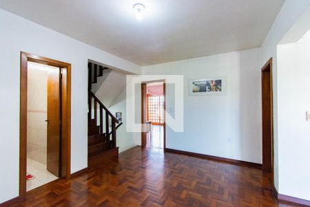 Casa à venda com 600m², 5 quartos e 2 vagas Casa à venda com 600m², 5 quartos e 2 vagasSala 2
