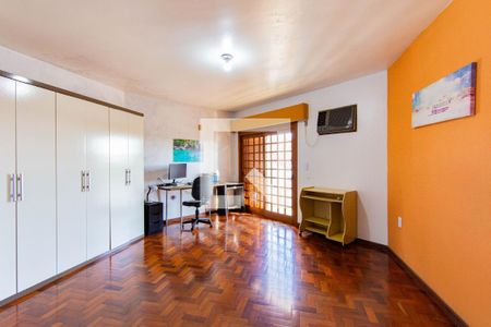 Casa à venda com 600m², 5 quartos e 2 vagas Casa à venda com 600m², 5 quartos e 2 vagasQuarto 4