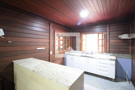 Casa para alugar com 304m², 3 quartos e 6 vagasCasa 2 - Cozinha