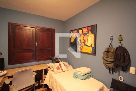 Casa para alugar com 304m², 3 quartos e 6 vagasCasa 1 - Quarto