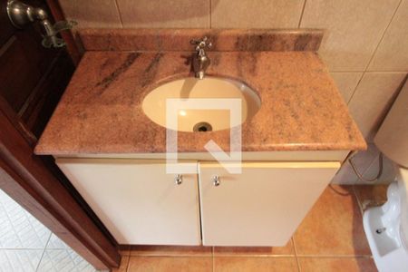 Casa para alugar com 304m², 3 quartos e 6 vagasCasa 2 - Banheiro Social