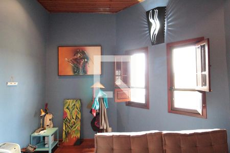 Casa para alugar com 304m², 3 quartos e 6 vagasCasa 1 - Sala de TV