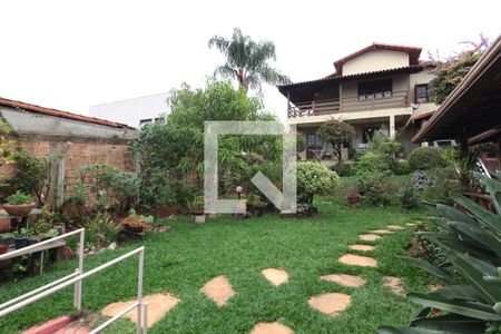 Casa para alugar com 304m², 3 quartos e 6 vagasJardim e Horta