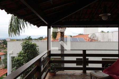 Casa para alugar com 304m², 3 quartos e 6 vagasCasa 1 - Varanda da Suite