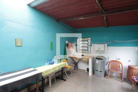 Casa para alugar com 304m², 3 quartos e 6 vagasCasa 2 - Área de Serviço