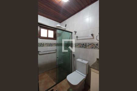 Casa para alugar com 304m², 3 quartos e 6 vagasCasa 2 - Banheiro da Suite