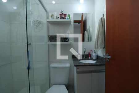 Casa de condomínio à venda com 132m², 3 quartos e 3 vagasBanheiro Social