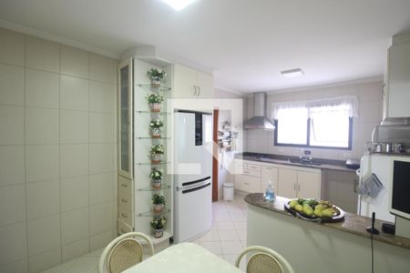 Apartamento à venda com 170m², 4 quartos e 2 vagasCozinha
