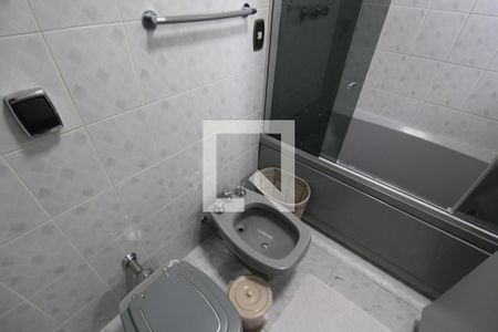 Apartamento à venda com 170m², 4 quartos e 2 vagasSuíte - Banheiro