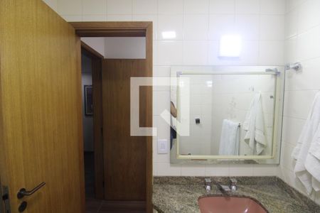 Apartamento à venda com 170m², 4 quartos e 2 vagasBanheiro