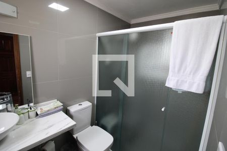 Casa à venda com 200m², 3 quartos e 2 vagasBanheiro 1