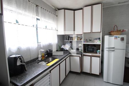Casa à venda com 200m², 3 quartos e 2 vagasCozinha