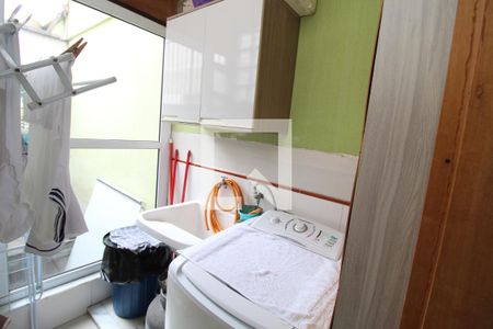 Casa à venda com 200m², 3 quartos e 2 vagasÁrea de Serviço