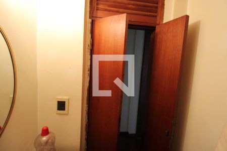 Casa à venda com 200m², 3 quartos e 2 vagasLavabo