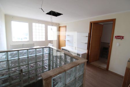 Casa à venda com 200m², 3 quartos e 2 vagasCorredor
