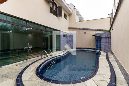 Casa para alugar com 299m², 3 quartos e 8 vagasPiscina