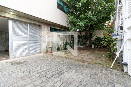 Casa para alugar com 299m², 3 quartos e 8 vagasGaragem