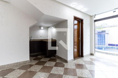 Casa para alugar com 299m², 3 quartos e 8 vagasSalão de Festas - Copa