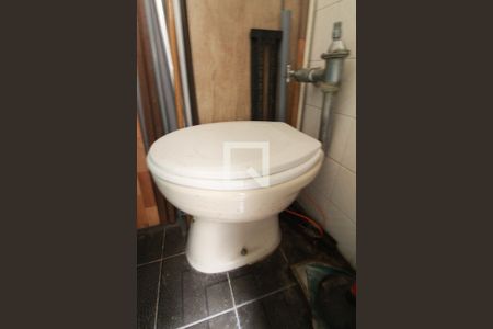 Apartamento à venda com 44m², 1 quarto e sem vagaBanheiro da área de serviço - vaso