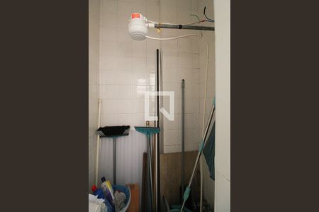 Apartamento à venda com 44m², 1 quarto e sem vagaBanheiro da área de serviço