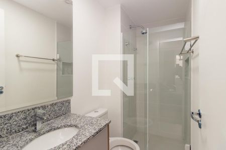 Banheiro de kitnet/studio para alugar com 1 quarto, 29m² em Vila Buarque, São Paulo