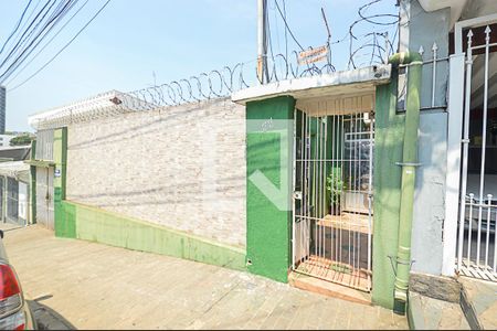 Casa à venda com 70m², 1 quarto e 1 vaga Casa à venda com 70m², 1 quarto e 1 vagaFachada