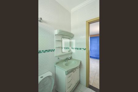 Banheiro de casa à venda com 1 quarto, 70m² em Taboão, São Bernardo do Campo