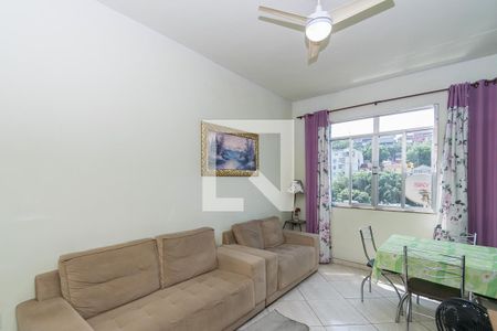 Sala de apartamento à venda com 2 quartos, 60m² em Brás de Pina, Rio de Janeiro