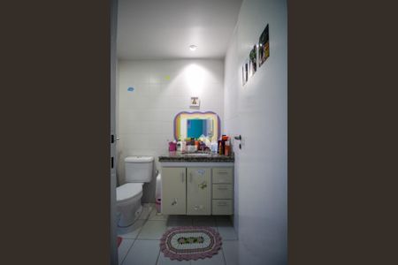 Apartamento à venda com 118m², 3 quartos e 2 vagasBanheiro Quarto 2