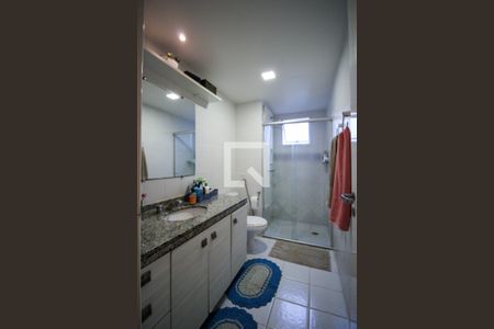 Apartamento à venda com 118m², 3 quartos e 2 vagasBanheiro 