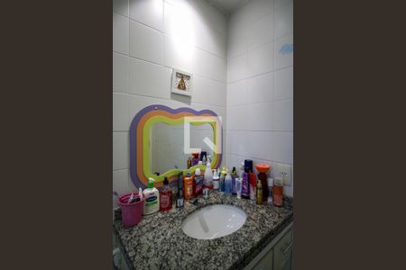 Apartamento à venda com 118m², 3 quartos e 2 vagasBanheiro Quarto 2