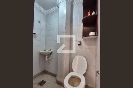 Apartamento para alugar com 110m², 2 quartos e 2 vagas Apartamento para alugar com 110m², 2 quartos e 2 vagasBanheiro de serviço