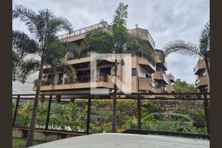 Apartamento para alugar com 110m², 2 quartos e 2 vagas Apartamento para alugar com 110m², 2 quartos e 2 vagasFachada do bloco