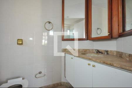 Apartamento para alugar com 119m², 3 quartos e 3 vagas Banheiro da Suíte