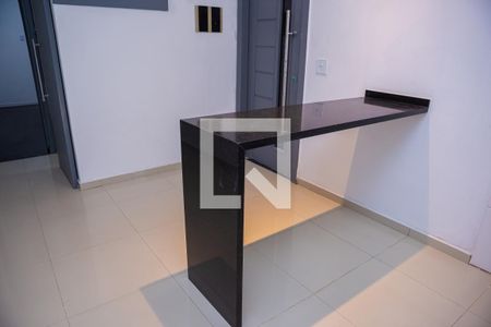 Sala/Cozinha e Área de Serviço de kitnet/studio para alugar com 1 quarto, 35m² em Cangaiba, São Paulo