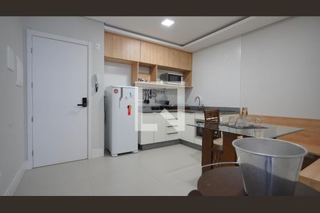 Sala de kitnet/studio para alugar com 1 quarto, 50m² em Trindade, Florianópolis