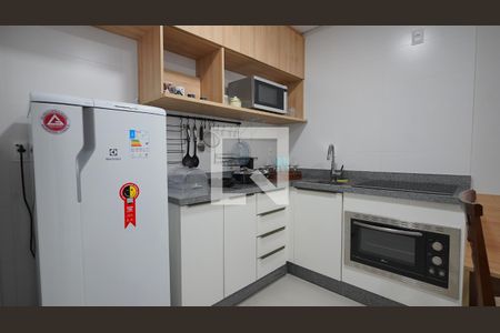 Sala - Cozinha de kitnet/studio para alugar com 1 quarto, 50m² em Trindade, Florianópolis